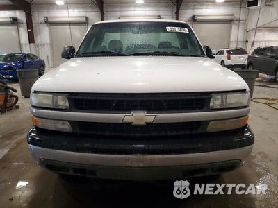 Piąte zdjęcie samochodu w środku: 2002 CHEVROLET SILVERADO 1500 CLASS VIN:1GCEK14VX2Z287521 - miniatura