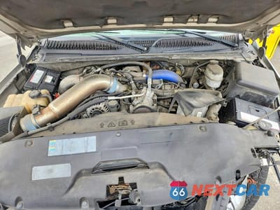 Zdjęcie 11 z 13 samochodu: 2003 GMC SIERRA C2500 HEAVY DUTY VIN:1GTHC23173F155799 - miniatura