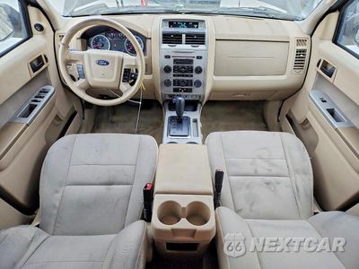 Zdjęcie 8 z 13 samochodu: 2011 FORD ESCAPE XLT VIN:1FMCU0DG0BKA41823 - miniatura