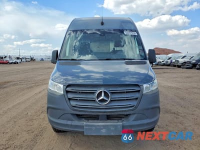 Piąte zdjęcie samochodu w środku: 2019 MERCEDES BENZ SPRINTER 2500 DELIVERY VAN VIN:WD4PF0CD7KP101743 - miniatura