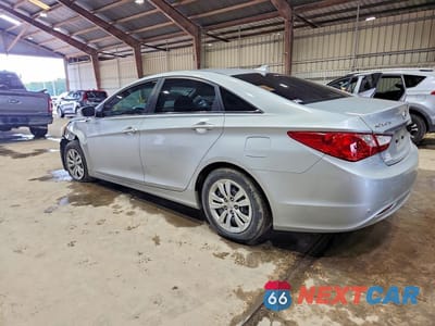 Drugie zdjęcie samochodu z przodu: 2012 HYUNDAI SONATA GLS VIN:5NPEB4AC5CH401583 - miniatura