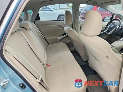 Zdjęcie 10 z 12 samochodu: 2014 TOYOTA PRIUS TWO VIN:JTDKN3DU7E1838973 - miniatura