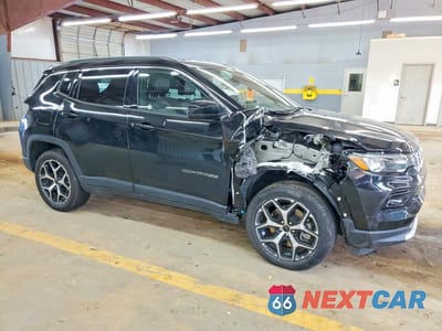 Czwarte zdjęcie samochodu z boku: 2025 JEEP COMPASS LIMITED VIN:3C4NJDCN1ST590670 - miniatura