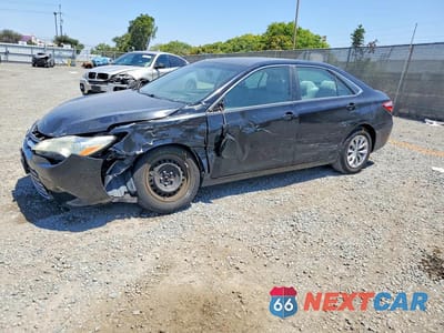 2015 TOYOTA CAMRY LE 4T4BF1FK5FR444936 - główne zdjęcie licytacji z USA - miniatura