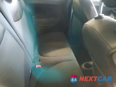 Zdjęcie 10 z 13 samochodu: 2015 FIAT 500 POP VIN:3C3CFFARXFT502199 - miniatura