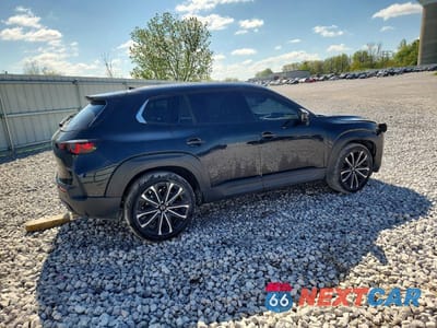 Trzecie zdjęcie samochodu z tyłu: 2026 MAZDA CX-50 PREMIUM VIN:7MMVABDL1TN475313 - miniatura
