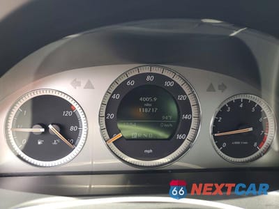 Zdjęcie 9 z 12 samochodu: 2008 MERCEDES-BENZ C 350 VIN:WDDGF56X58F054200 - miniatura