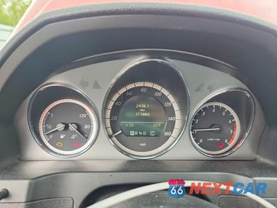 Zdjęcie 9 z 12 samochodu: 2010 MERCEDES-BENZ C 300 4MATIC VIN:WDDGF8BB1AR124193 - miniatura