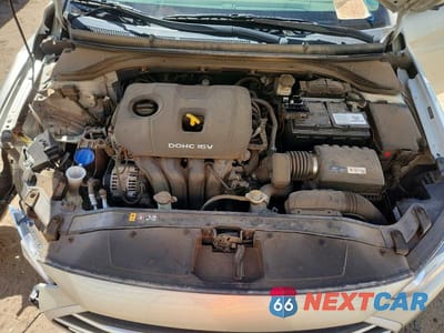 Zdjęcie 11 z 12 samochodu: 2017 HYUNDAI ELANTRA SE VIN:5NPD84LF2HH200023 - miniatura