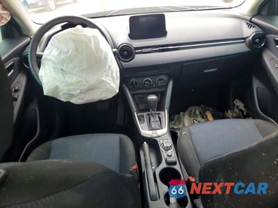 Zdjęcie 8 z 12 samochodu: 2019 TOYOTA YARIS L VIN:3MYDLBYV0KY528670 - miniatura