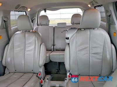 Zdjęcie 10 z 13 samochodu: 2011 TOYOTA SIENNA XLE 8-PASSENGER VIN:5TDYK3DC6BS075417 - miniatura