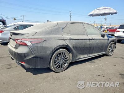 Trzecie zdjęcie samochodu z tyłu: 2023 TOYOTA CAMRY XSE VIN:4T1K31AK1PU610123 - miniatura