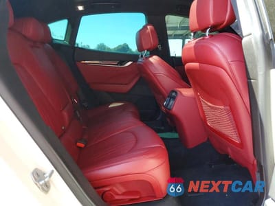 Zdjęcie 10 z 12 samochodu: 2018 MASERATI LEVANTE VIN:ZN661XUA7JX293681 - miniatura