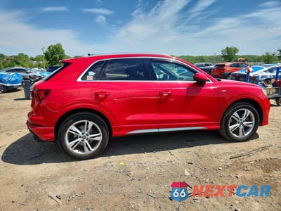Trzecie zdjęcie samochodu z tyłu: 2020 AUDI Q3 PREMIUM S LINE VIN:WA1DECF37L1112969 - miniatura
