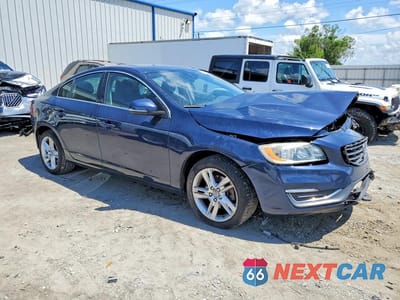 Czwarte zdjęcie samochodu z boku: 2015 VOLVO S60 PREMIER+ VIN:YV126MFC7F1312443 - miniatura