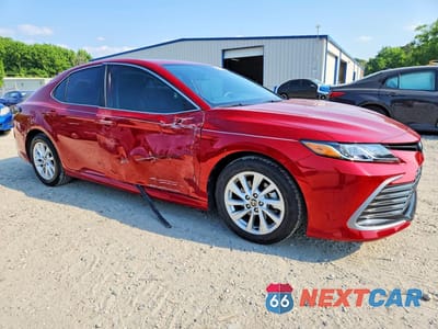 Czwarte zdjęcie samochodu z boku: 2024 TOYOTA CAMRY LE VIN:4T1C11AK5RU195417 - miniatura