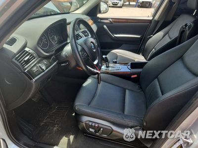 Zdjęcie 7 z 13 samochodu: 2016 BMW X3 SDRIVE28I VIN:5UXWZ7C5XG0R32800 - miniatura