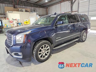 2018 GMC YUKON XL DENALI 1GKS2HKJ2JR308117 - główne zdjęcie licytacji z USA - miniatura