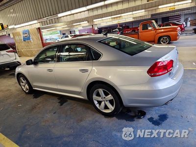 Drugie zdjęcie samochodu z przodu: 2013 VOLKSWAGEN PASSAT SE VIN:1VWBN7A38DC040937 - miniatura