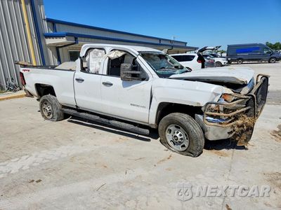 Czwarte zdjęcie samochodu z boku: 2018 CHEVROLET SILVERADO K2500 HEAVY DUTY VIN:1GC2KUEG0JZ250464 - miniatura
