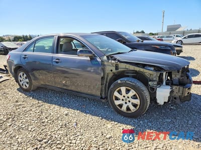 Czwarte zdjęcie samochodu z boku: 2011 TOYOTA CAMRY LE VIN:4T1BF3EK8BU620220 - miniatura