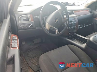 Zdjęcie 8 z 13 samochodu: 2013 CHEVROLET TAHOE C1500 LS VIN:1GNSCAE06DR361403 - miniatura