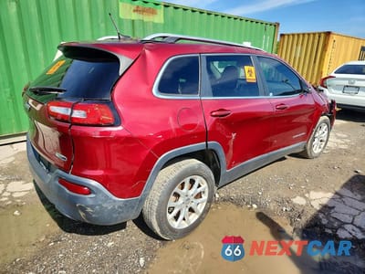 Trzecie zdjęcie samochodu z tyłu: 2016 JEEP CHEROKEE LATITUDE VIN:1C4PJLCB1GW284255 - miniatura