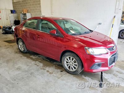 Czwarte zdjęcie samochodu z boku: 2019 CHEVROLET SONIC LT VIN:1G1JD5SB4K4101924 - miniatura