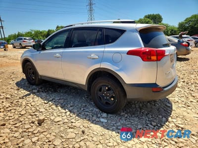 Drugie zdjęcie samochodu z przodu: 2015 TOYOTA RAV4 LE VIN:JTMZFREV0FD049327 - miniatura
