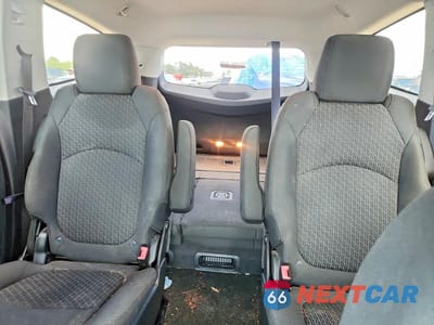 Zdjęcie 10 z 13 samochodu: 2012 CHEVROLET TRAVERSE LT VIN:1GNKRGED6CJ363203 - miniatura