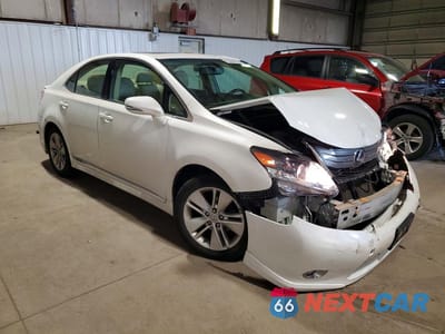Czwarte zdjęcie samochodu z boku: 2010 LEXUS HS 250H VIN:JTHBB1BA6A2015024 - miniatura