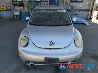 Piąte zdjęcie samochodu w środku: 2000 VOLKSWAGEN NEW BEETLE GLS VIN:3VWCA21C3YM477882 - miniatura