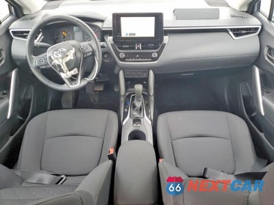 Zdjęcie 8 z 13 samochodu: 2025 TOYOTA COROLLA CROSS LE VIN:7MUCAAAG8SV138225 - miniatura