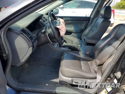 Zdjęcie 7 z 13 samochodu: 2004 HONDA ACCORD EX VIN:1HGCM56824A108763 - miniatura