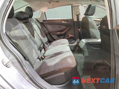 Zdjęcie 10 z 12 samochodu: 2025 VOLKSWAGEN JETTA SE VIN:3VW7X7BU2SM084712 - miniatura