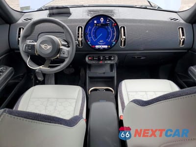 Zdjęcie 8 z 14 samochodu: 2025 MINI COUNTRYMAN S ALL4 VIN:WMZ23GA0XS7T71698 - miniatura