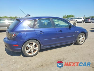 Trzecie zdjęcie samochodu z tyłu: 2004 MAZDA 3 HATCHBACK VIN:JM1BK143641150613 - miniatura
