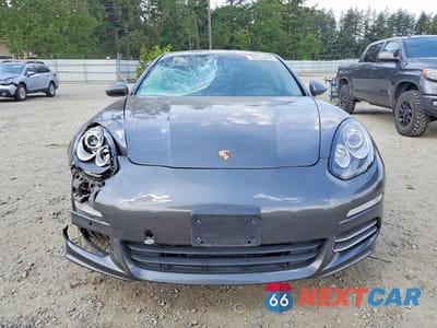 Piąte zdjęcie samochodu w środku: 2014 PORSCHE PANAMERA 2 VIN:WP0AA2A70EL005911 - miniatura