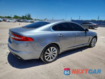 Trzecie zdjęcie samochodu z tyłu: 2014 JAGUAR XF VIN:SAJWA0ES8EPU09283 - miniatura