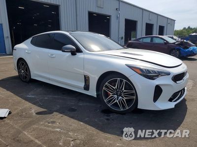 Czwarte zdjęcie samochodu z boku: 2022 KIA STINGER GT1 VIN:KNAE45LC2N6119408 - miniatura