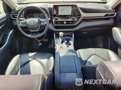 Zdjęcie 8 z 13 samochodu: 2021 TOYOTA HIGHLANDER XLE VIN:5TDGZRBH7MS527502 - miniatura