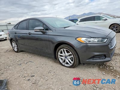 Czwarte zdjęcie samochodu z boku: 2015 FORD FUSION SE VIN:3FA6P0HD5FR182919 - miniatura