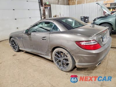 Drugie zdjęcie samochodu z przodu: 2015 MERCEDES-BENZ SLK 250 VIN:WDDPK4HA4FF103396 - miniatura
