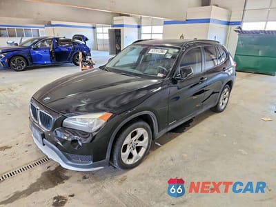 2015 BMW X1 SDRIVE28I WBAVM1C50FV317499 - główne zdjęcie licytacji z USA - miniatura