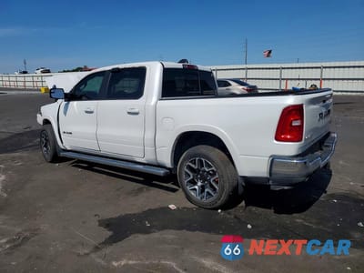 Drugie zdjęcie samochodu z przodu: 2025 RAM 1500 LARAMIE VIN:1C6SRFJP4SN518512 - miniatura