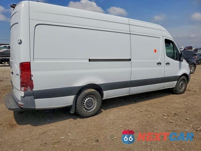 Trzecie zdjęcie samochodu z tyłu: 2022 MERCEDES-BENZ SPRINTER 2500 VIN:W1Y4DCHYXNT091698 - miniatura