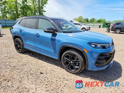 Czwarte zdjęcie samochodu z boku: 2025 VOLKSWAGEN TIGUAN SE R-LINE BLACK VIN:3VVGR7RM3SM018805 - miniatura