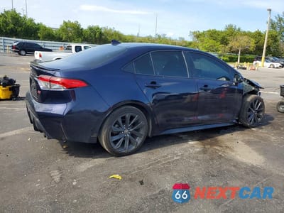 Trzecie zdjęcie samochodu z tyłu: 2023 TOYOTA COROLLA SE VIN:5YFS4MCE2PP161221 - miniatura