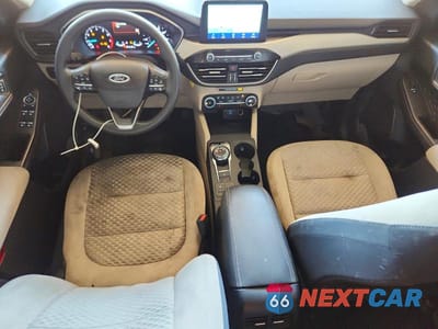 Zdjęcie 8 z 13 samochodu: 2020 FORD ESCAPE SE VIN:1FMCU0G67LUC36116 - miniatura