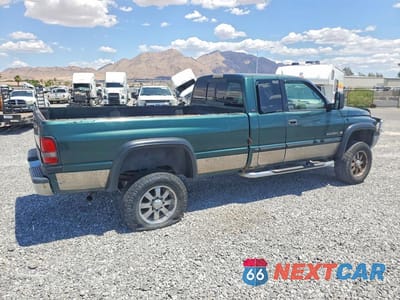 Trzecie zdjęcie samochodu z tyłu: 2001 DODGE RAM 2500 VIN:3B7KF23Z41G180450 - miniatura